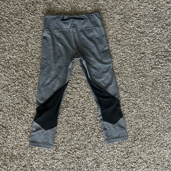 Lululemon Pace Rival Crop Leggings Size 6 - Picture 3 of 5